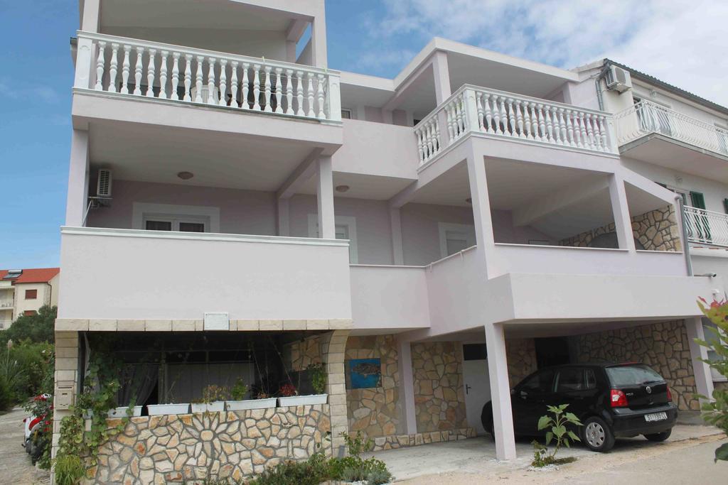 Toni Apartment Primosten